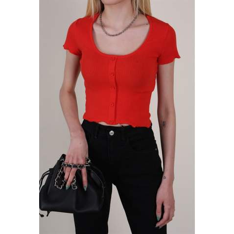 Women Buttoned Red Crop T-Shirt - Kırmızı